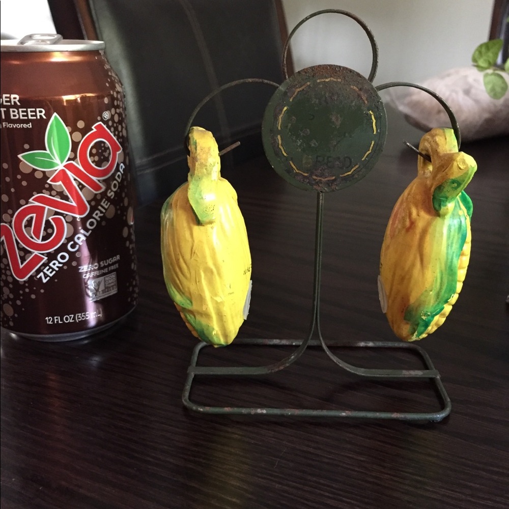 Corn salt and pepper set with stand